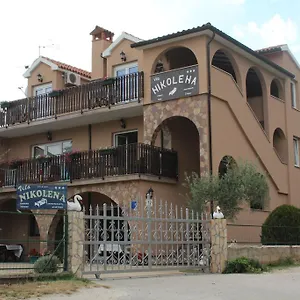  Apartment Nikolena
